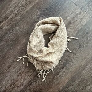 Elegant Cream Woven Scarf